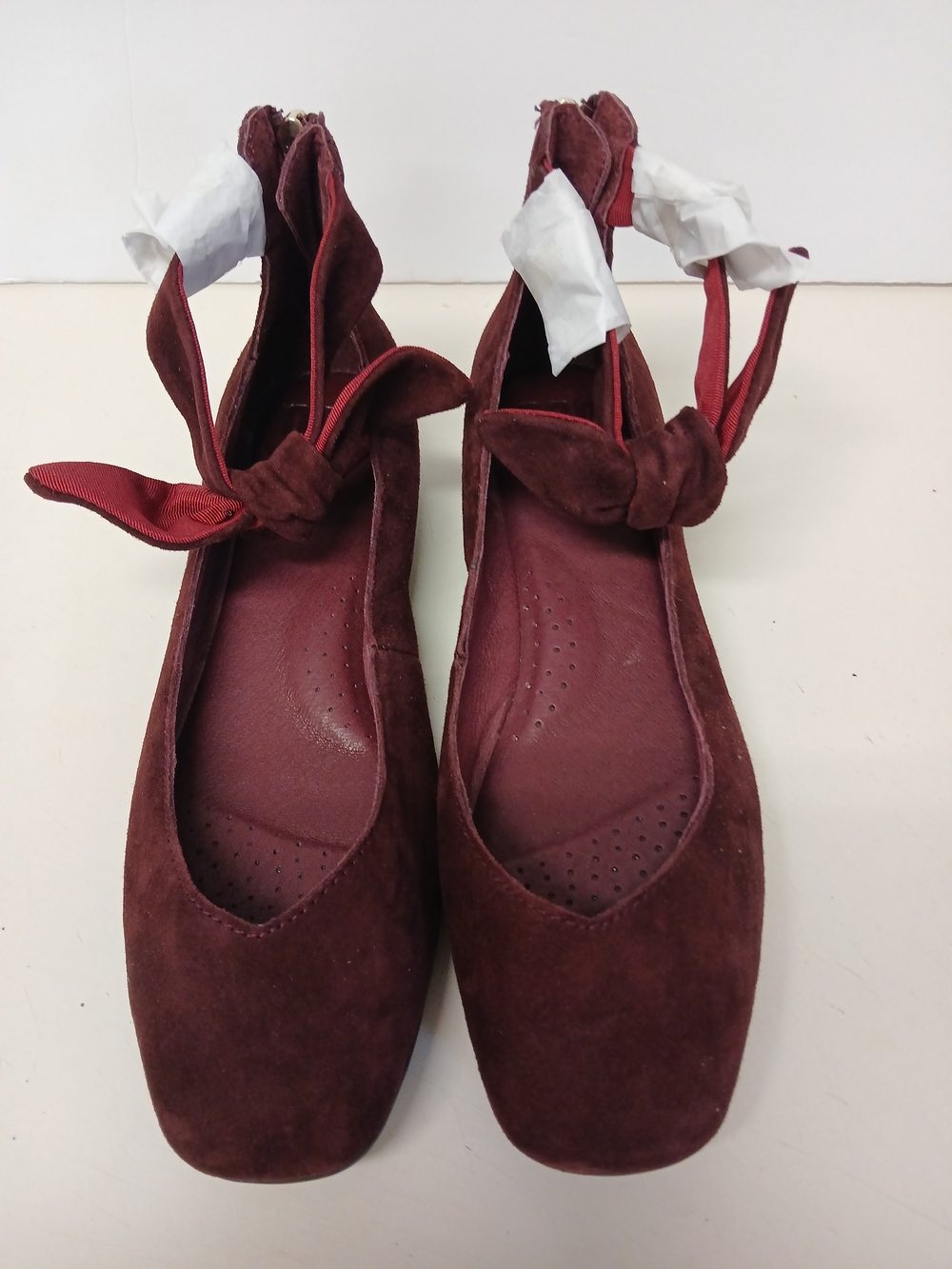 ✅️NWOT Women's Burgundy Suede Tie-Ankle Flats